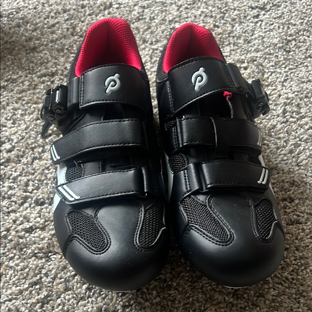 Peloton cycling shoes 39